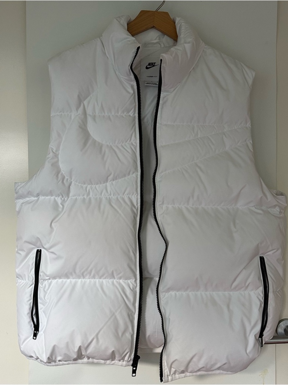 Nike Men’s White Quilted Puffer Vest with Black Zippers